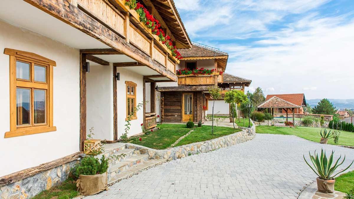Woodland Resort 크라구예바츠 외부 사진