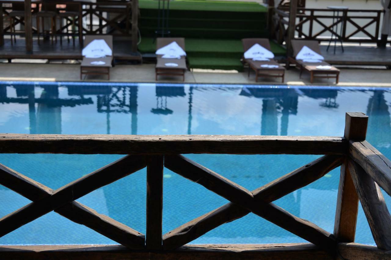 Woodland Resort 크라구예바츠 외부 사진