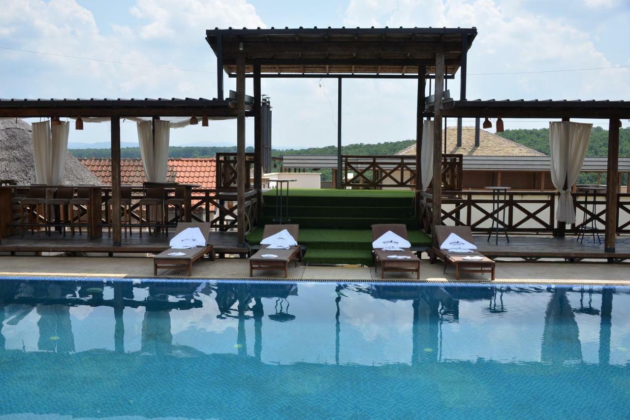 Woodland Resort 크라구예바츠 외부 사진